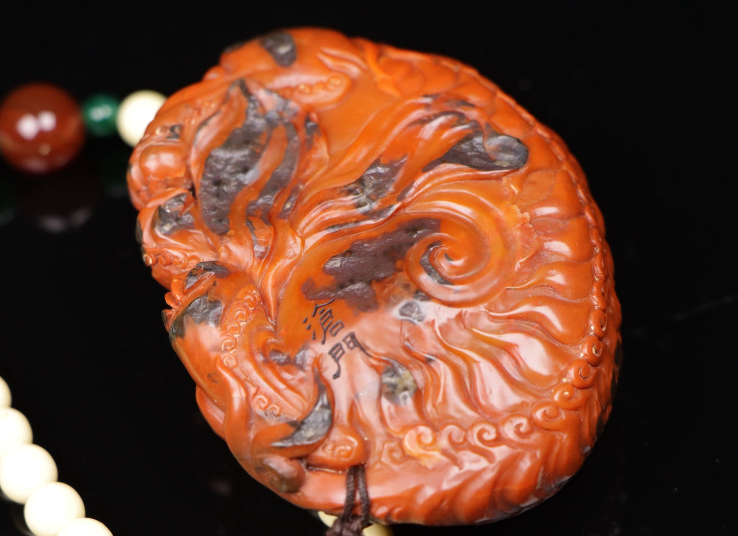 A1731 Vintage Chinese Shoushan Stone Carved Fortune Lion Pendant/Statue