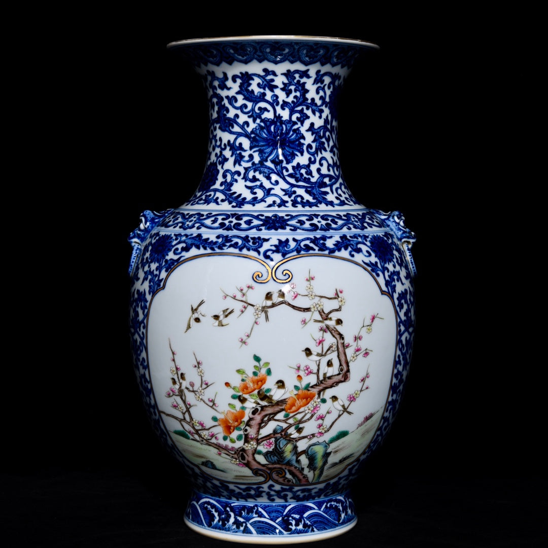 A1732 Chinese Qing Dynasty Blue And White Porcelain Pine Tree & Crane Design Porcelain Vase