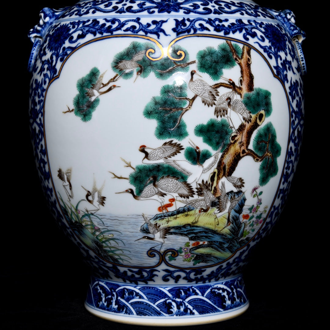 A1732 Chinese Qing Dynasty Blue And White Porcelain Pine Tree & Crane Design Porcelain Vase