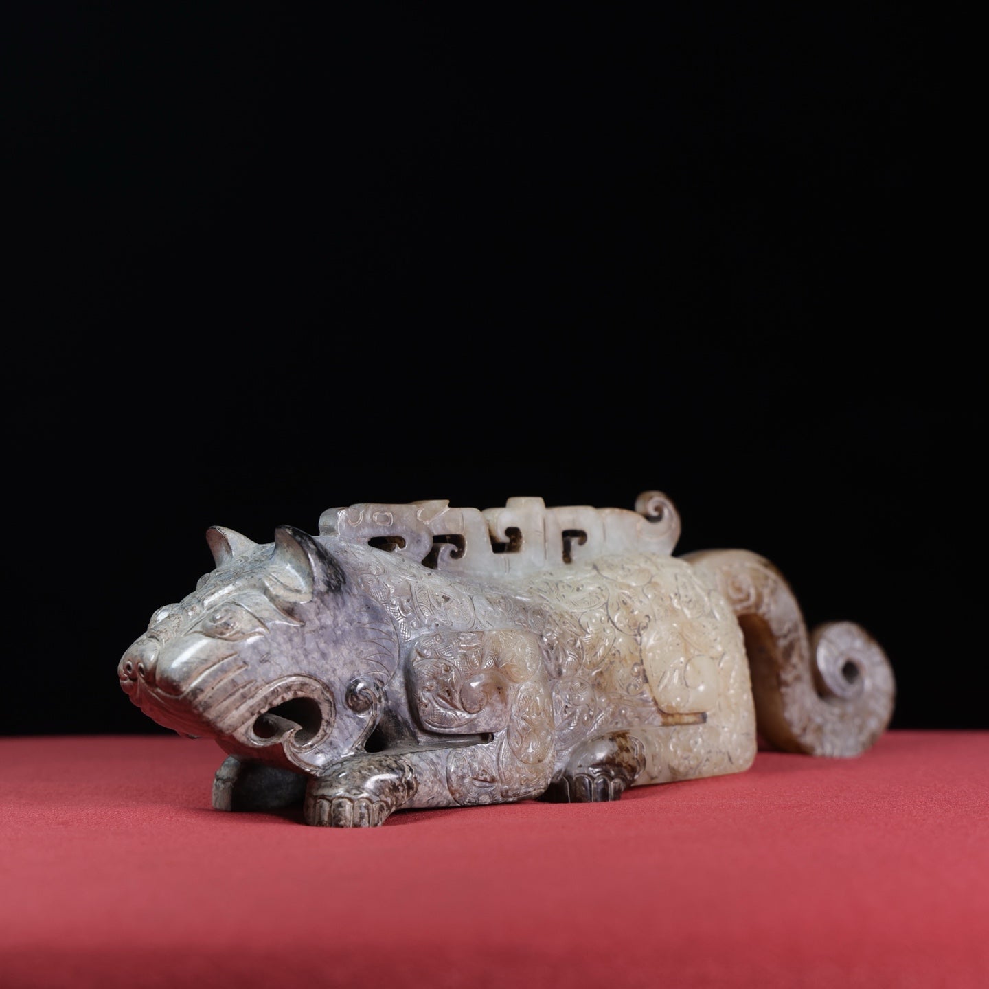 A1751 Superb Old Chinese Hetian Jade Carved Tiger Statue