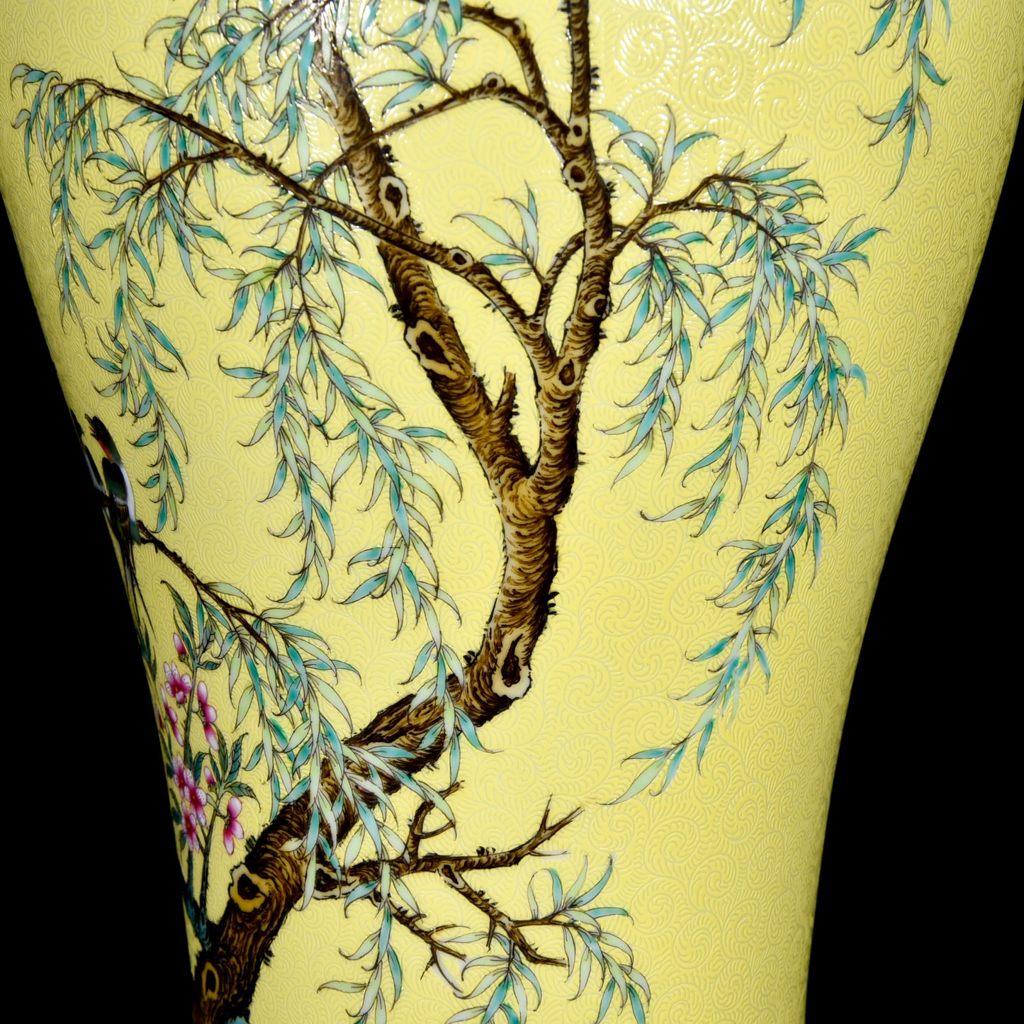 A1832 Chinese Qing Dynasty Gilt Edge Famille Rose Enamel Flowers Bird Design Porcelain Vase