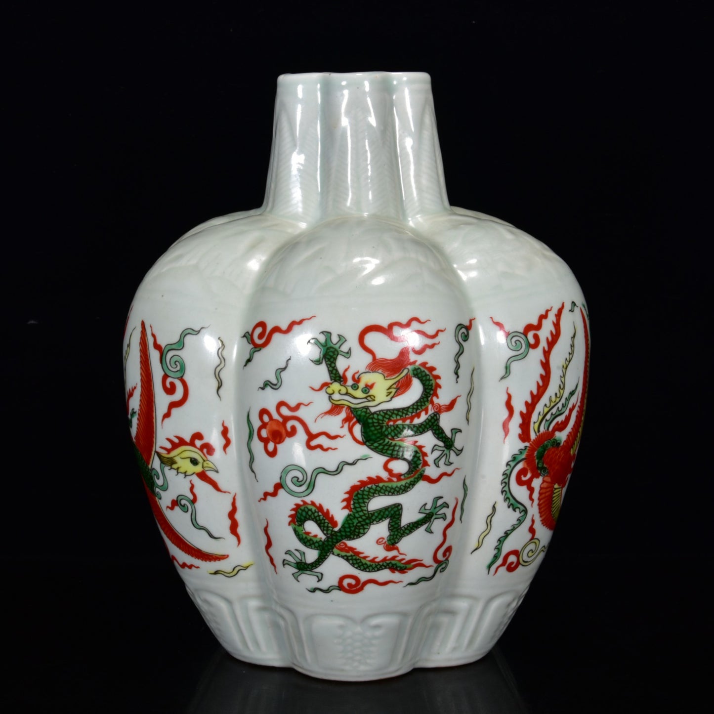 A1835 Chinese Wucai Dragon Phoenix Design Porcelain Vase