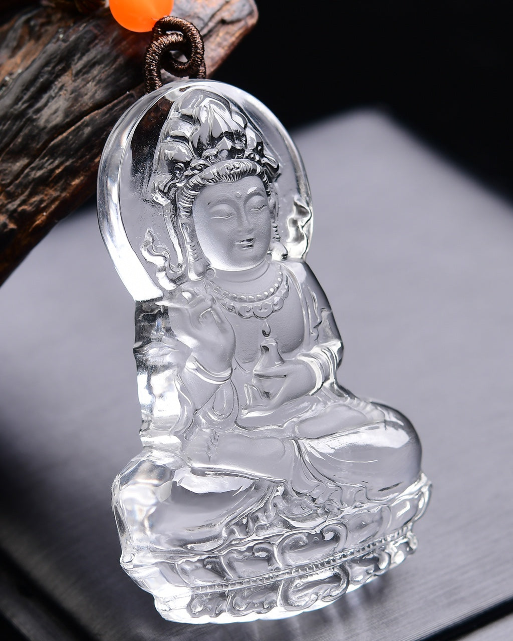 A1837 Exquisite White Crystal Carved Kwan-yin Pendant w Hand Woven Necklace