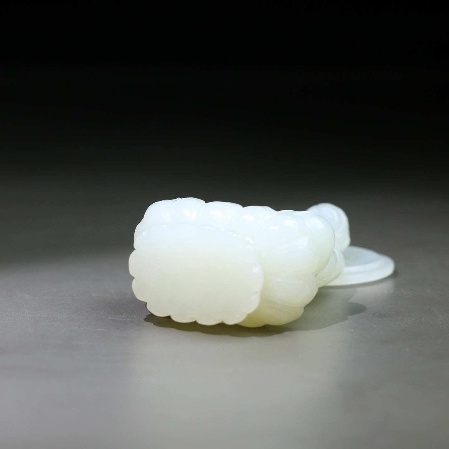 A1862 High Quality Chinese White Hetian Jade Carved Siddhartha Buddha Statue