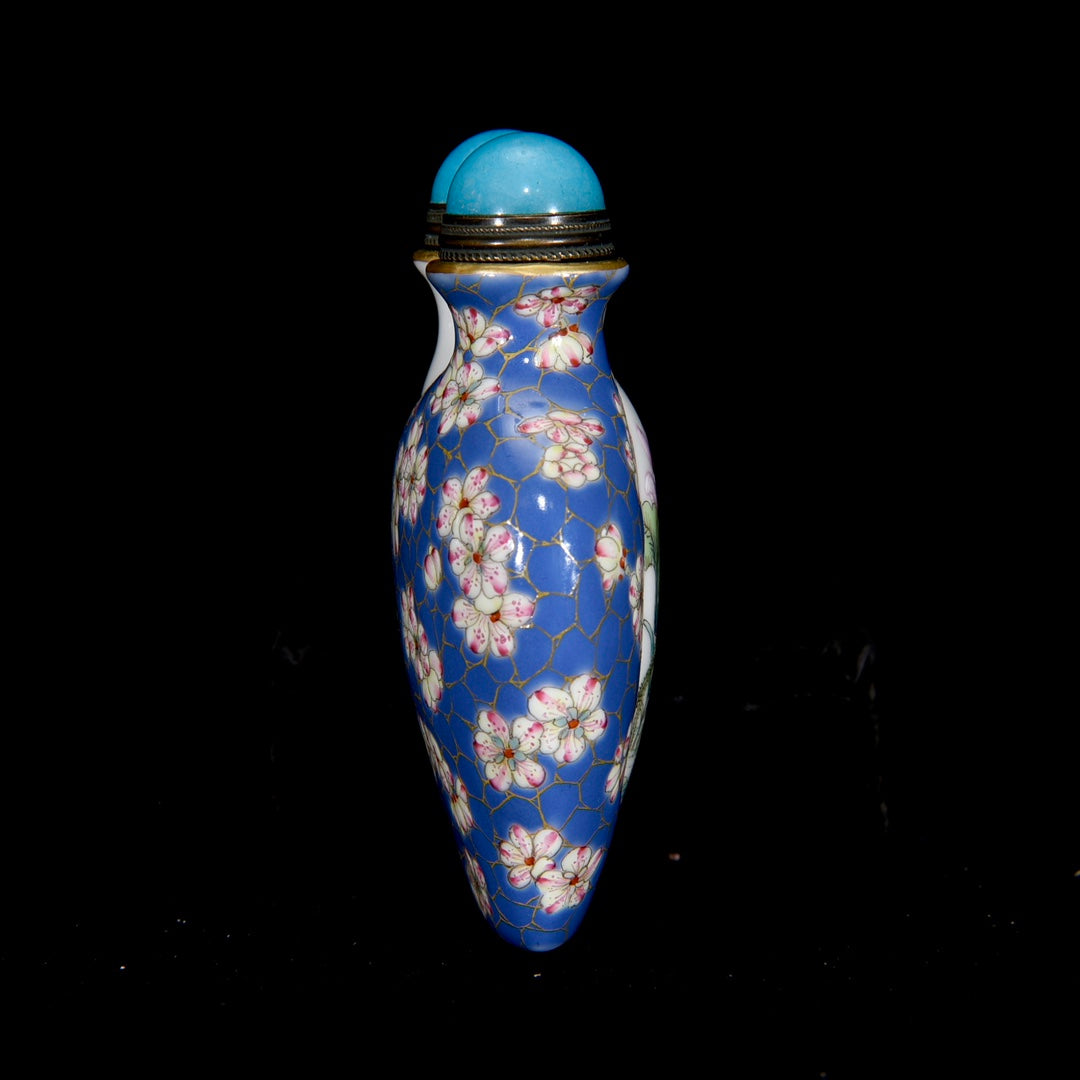 A1873 Chinese Qing Dynasty Gilt Gold Famille Rose Enamel Mandarin Ducks & Lotus Leaf & Lotus Flower Design Conjoined Porcelain Snuff Bottle