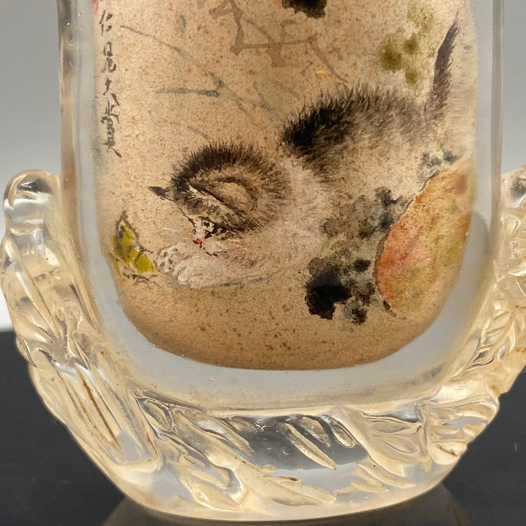 A1882 Old Chinese Peking Glass Inside Painting Cat Design Snuff Bottle w Stopper