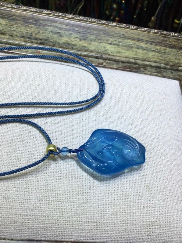 A1898 Beautiful Aquamarine Carved Buddha Pendant w Hand Woven Necklace