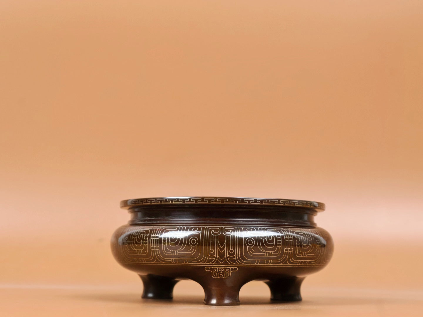 A1900 Vintage Chinese Copper Inlay Silver Wires 3 Leg Incense Burner