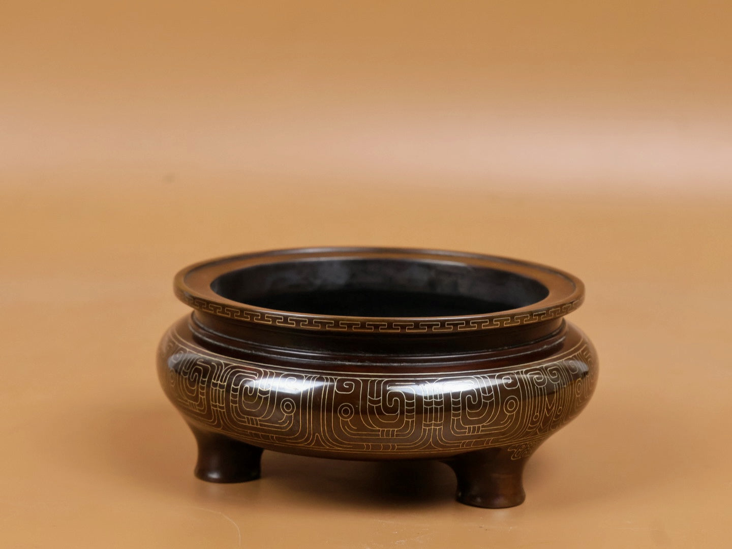 A1900 Vintage Chinese Copper Inlay Silver Wires 3 Leg Incense Burner