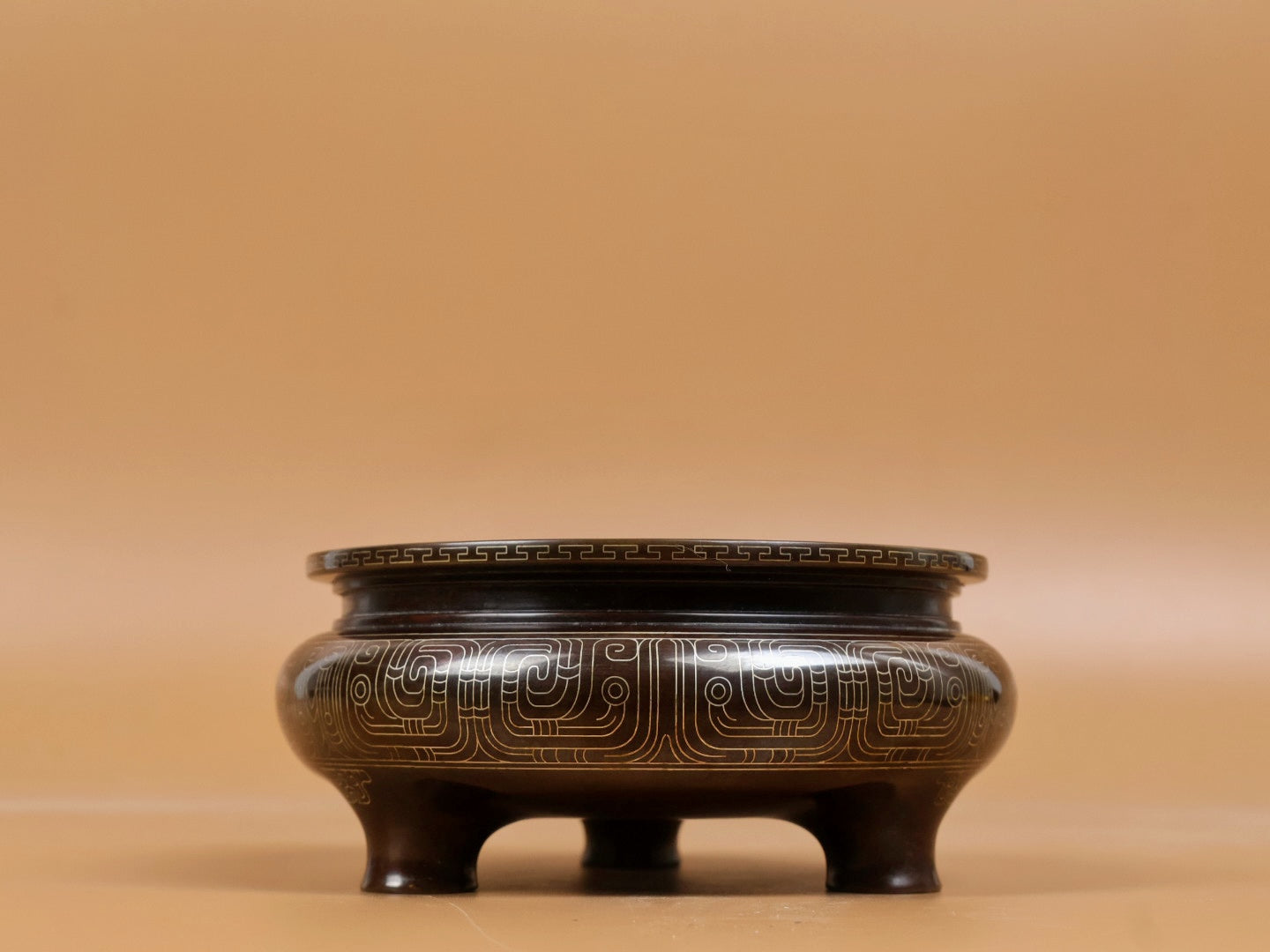 A1900 Vintage Chinese Copper Inlay Silver Wires 3 Leg Incense Burner