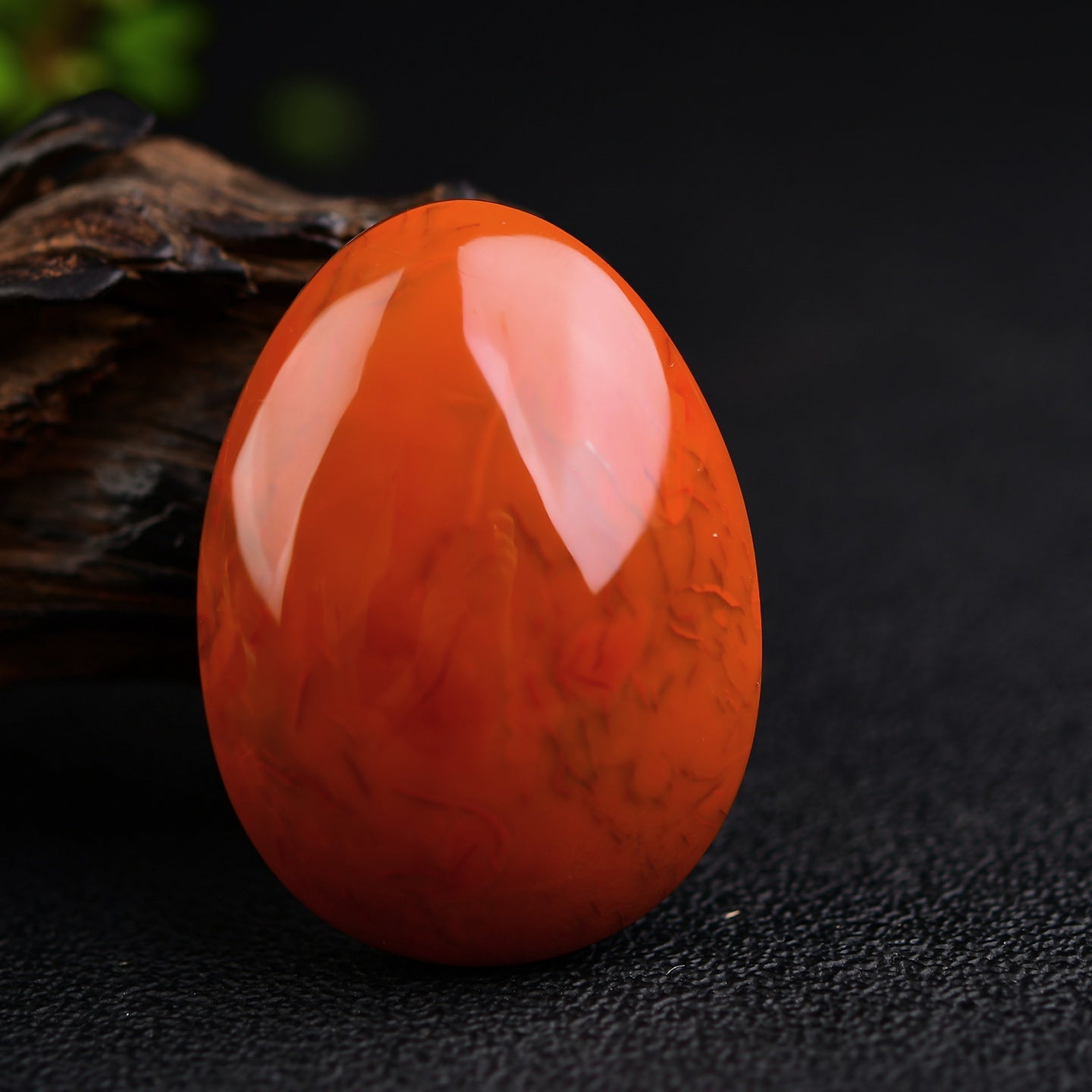 A1909 Beautiful Chinese Nanhong Agate Water Droplet Shape Pendant