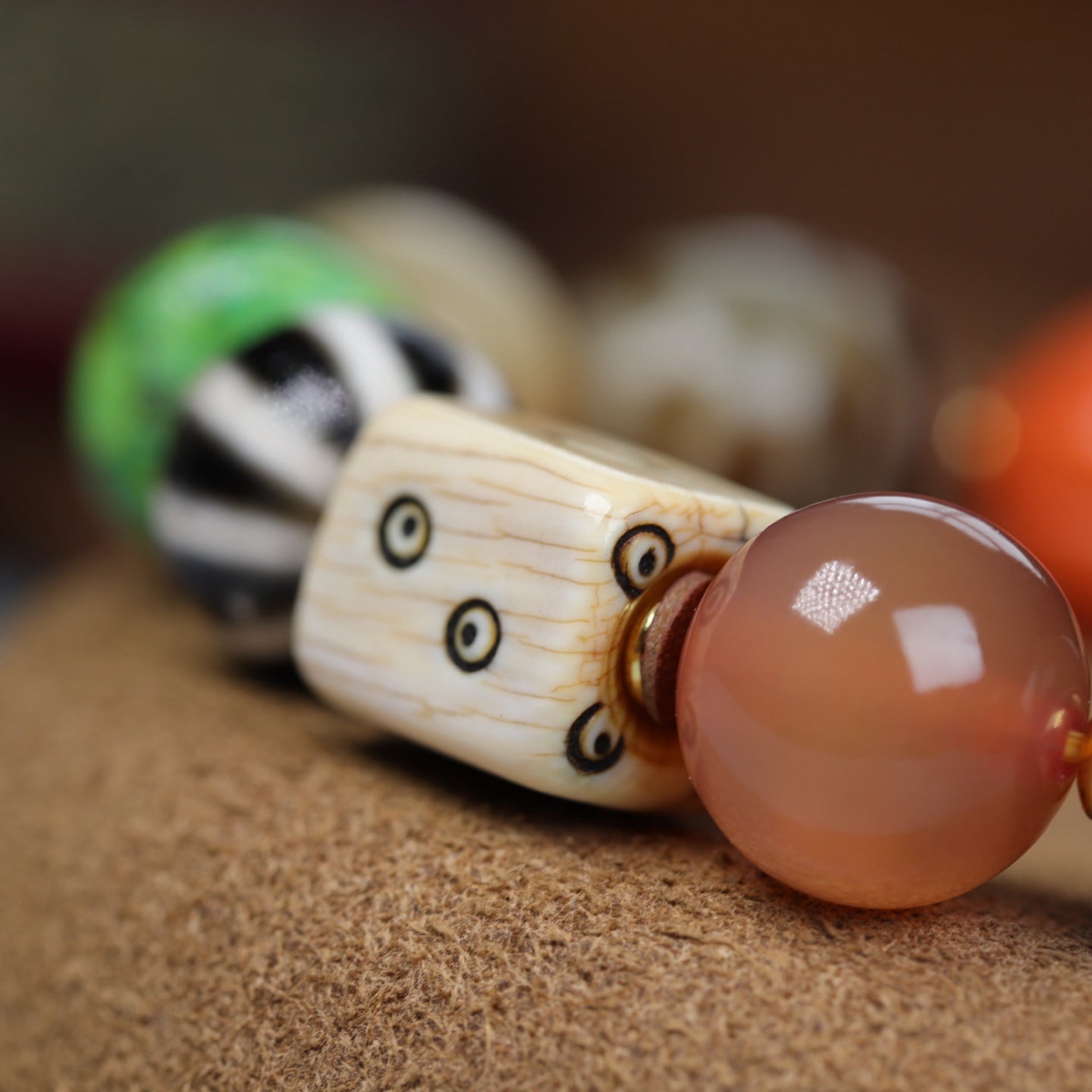 A1934 Hand Woven Beautiful Multicolored Beads Bracelet