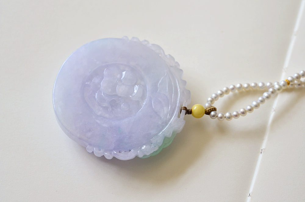 A1939 Exquisite Purple Jadeite Carved Butterfly & Flowers Pendant w Hand Woven Pearl Beads Necklace