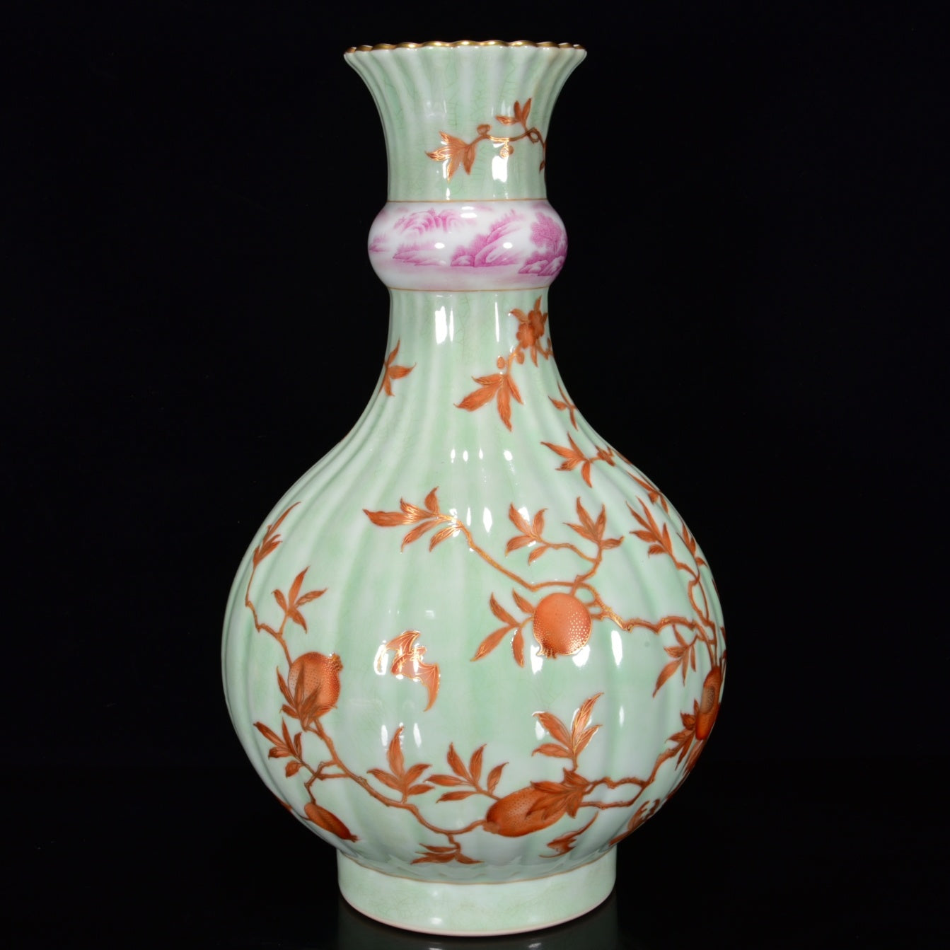 A1941 Chinese Gilt Edge Green Glaze Iron Red Glaze Pomegranate Design Porcelain Vase