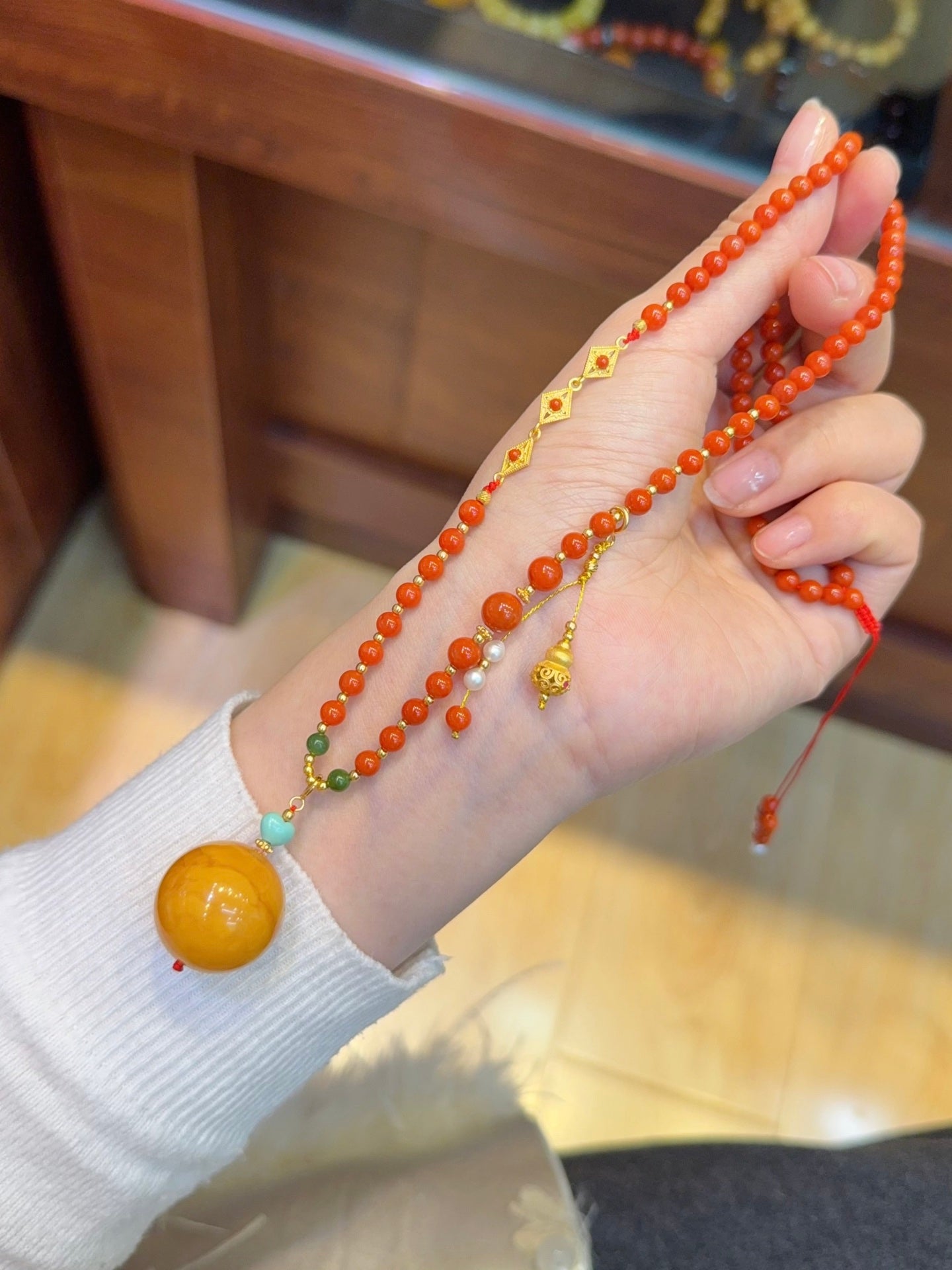 A1944 Beautiful Beeswax Bead Pendant w Hand Woven Nanhong Agate & Green Hetian Jade Beads Necklace