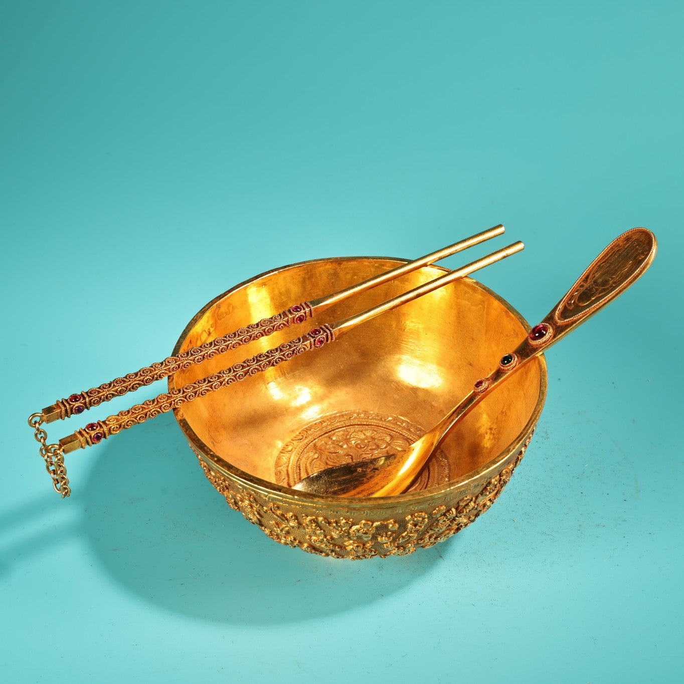 A1951 A Set Vintage Chinese Gilt Gold Copper Bowl w Chopsticks w Spoon