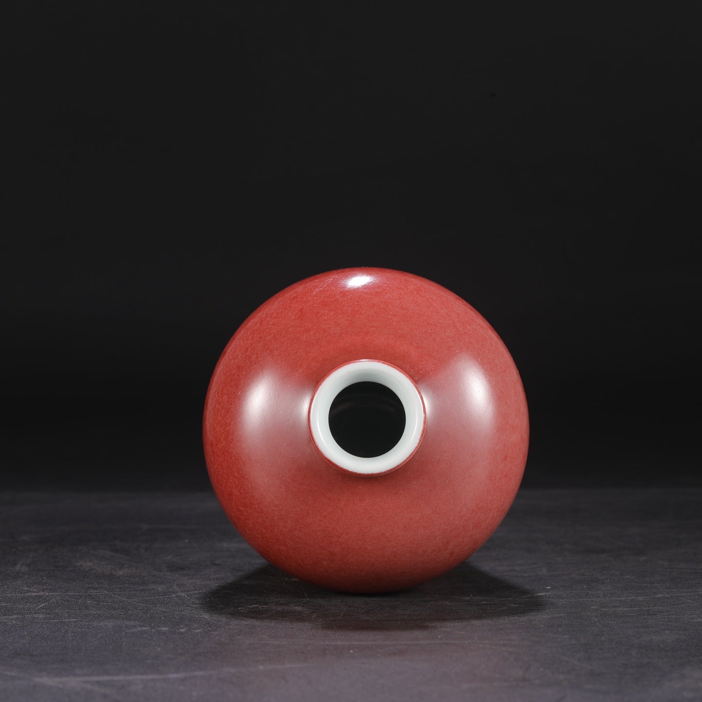 A1954 Chinese Red Glaze Porcelain Vase