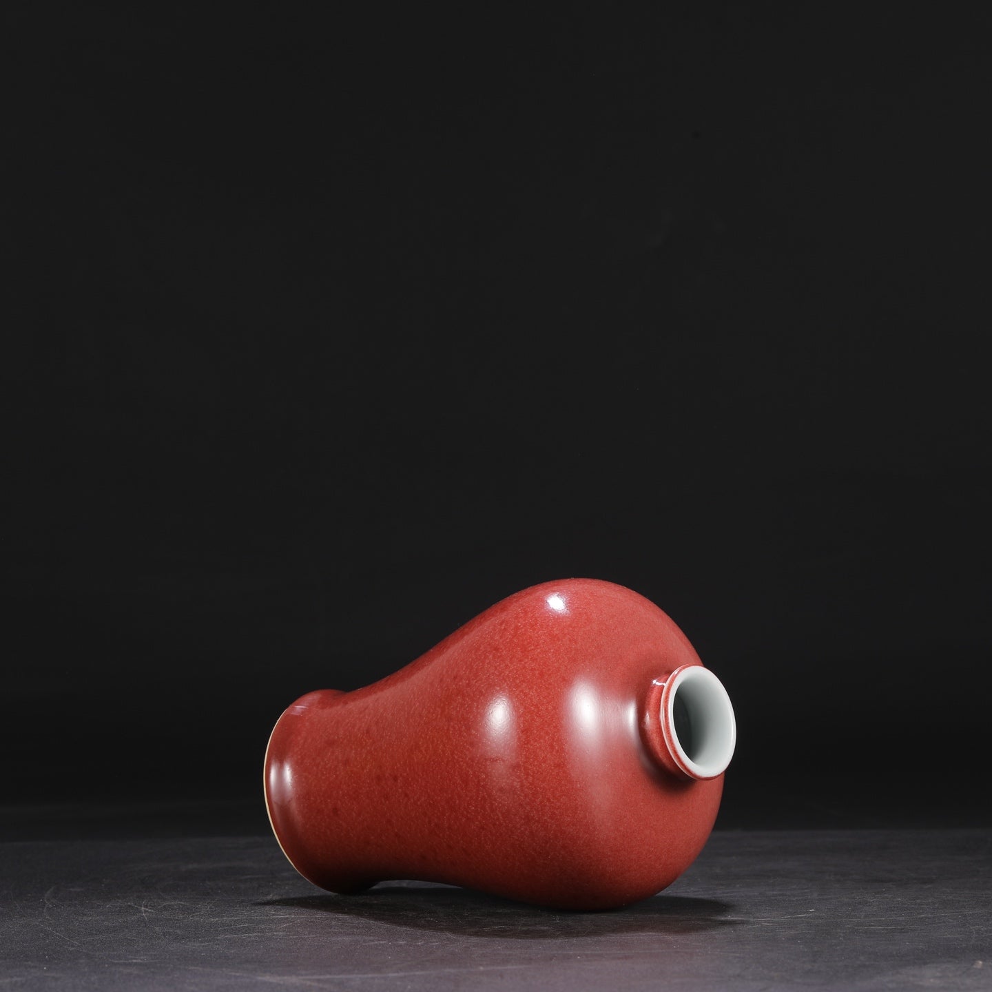 A1954 Chinese Red Glaze Porcelain Vase