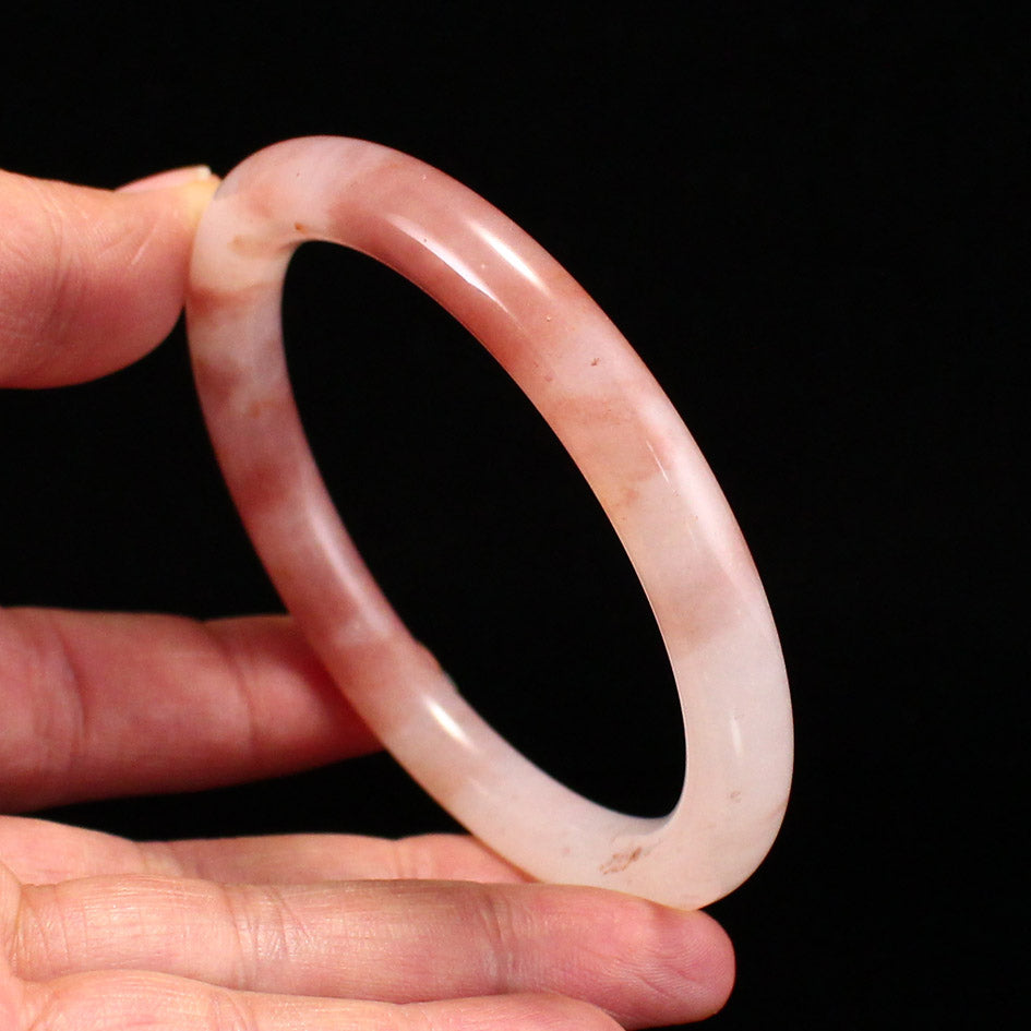A1965 Inside Diameter 59 MM Natural Quartzite Pink Taohuayu Bracelet