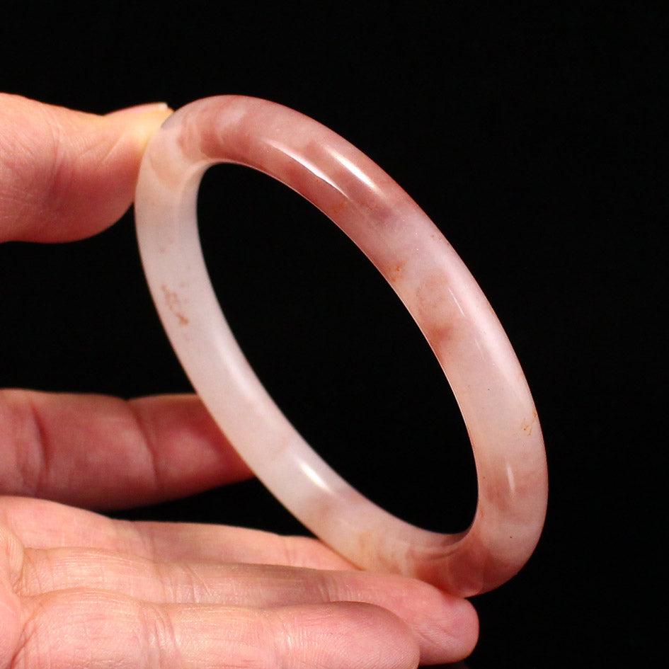 A1965 Inside Diameter 59 MM Natural Quartzite Pink Taohuayu Bracelet