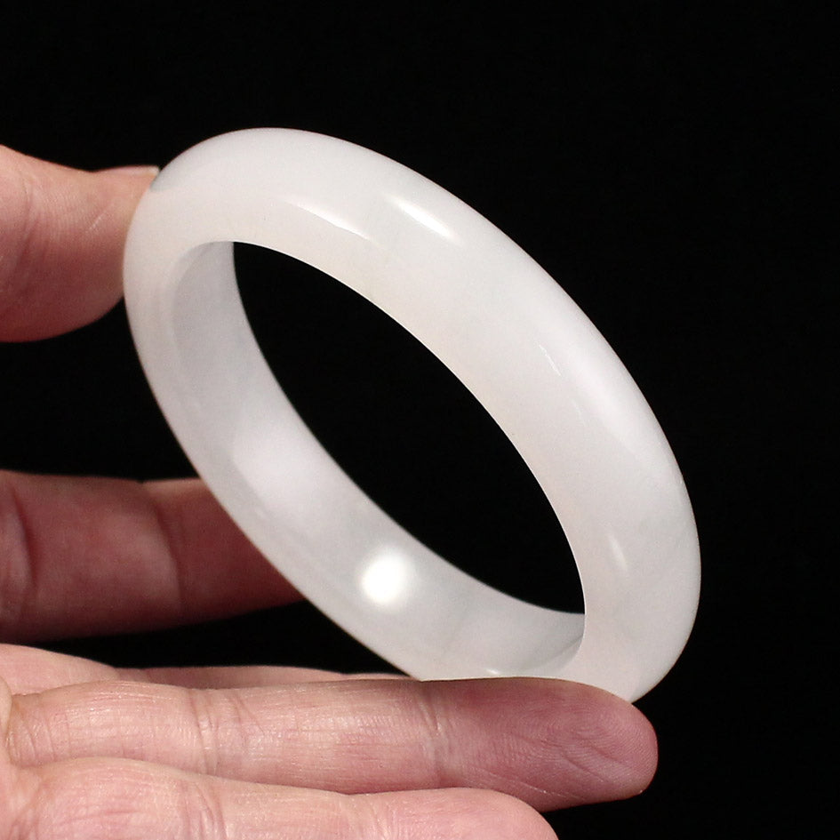 A1975 Inside Diameter 54 MM Natural Quartzite Bracelet