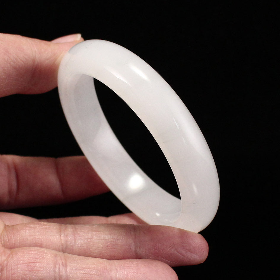 A1975 Inside Diameter 54 MM Natural Quartzite Bracelet