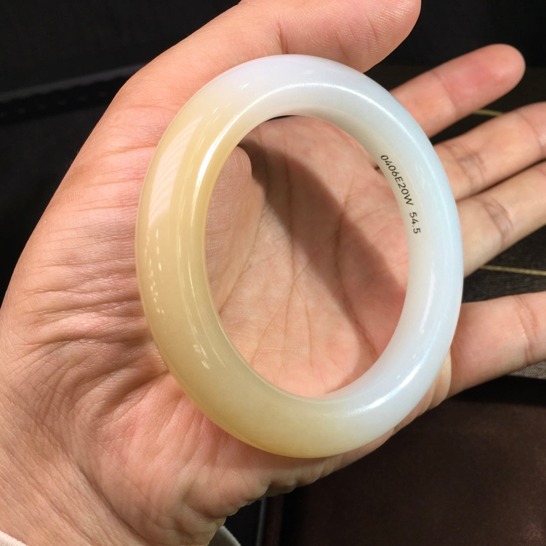 A1977 Inside Diameter 54.5 MM Superb Chinese Sugar & White Hetian Jade Bracelet