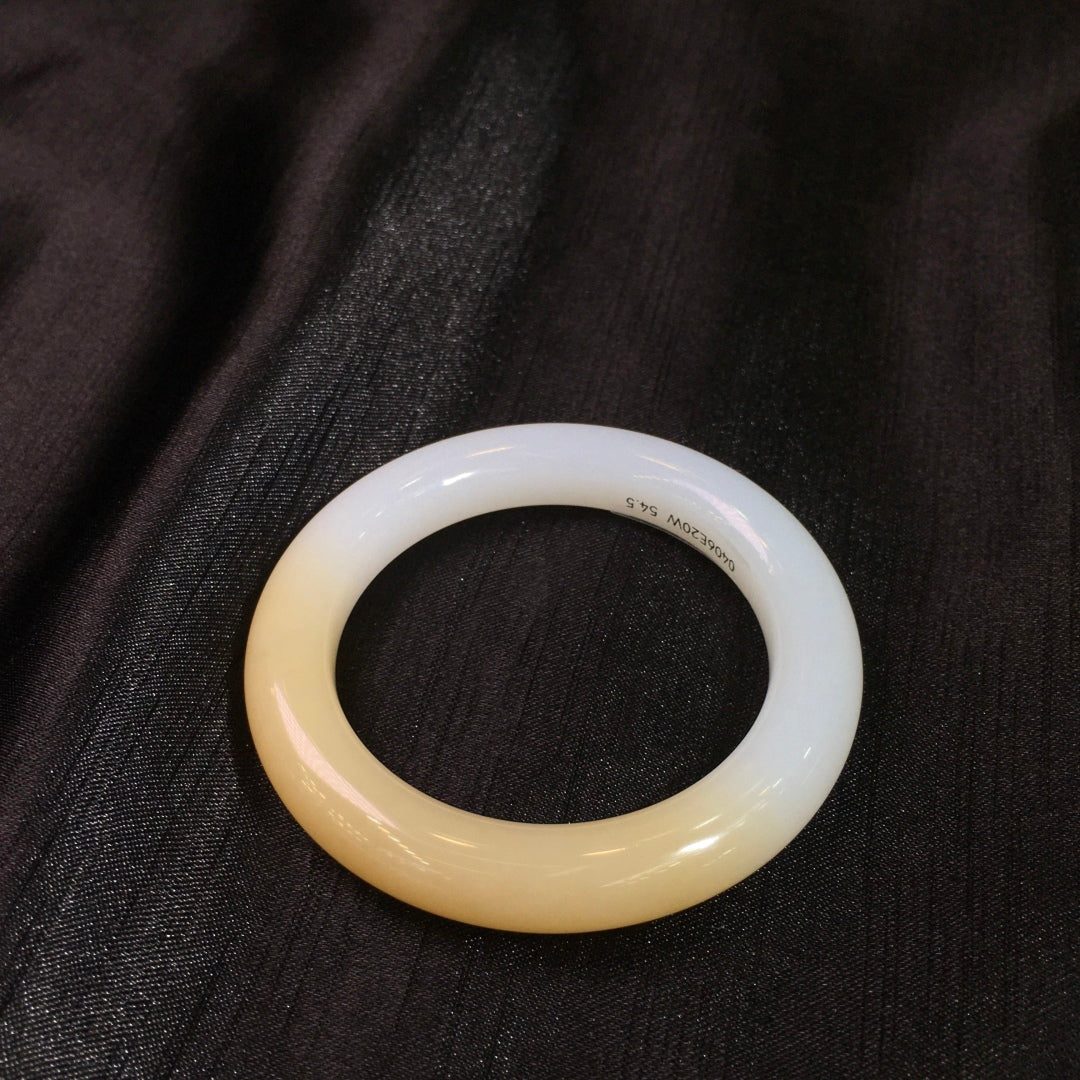 A1977 Inside Diameter 54.5 MM Superb Chinese Sugar & White Hetian Jade Bracelet