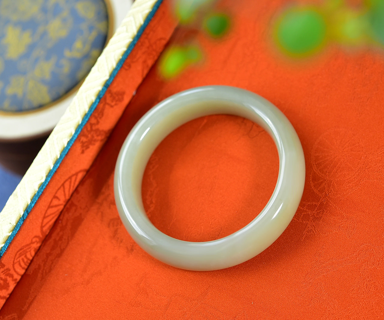 A1982 Inside Diameter 56.4 MM Superb Chinese Hetian Jade Bracelet
