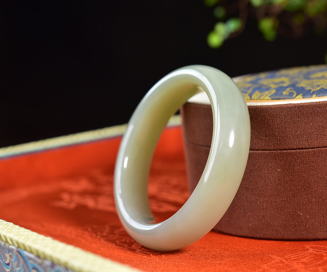 A1982 Inside Diameter 56.4 MM Superb Chinese Hetian Jade Bracelet