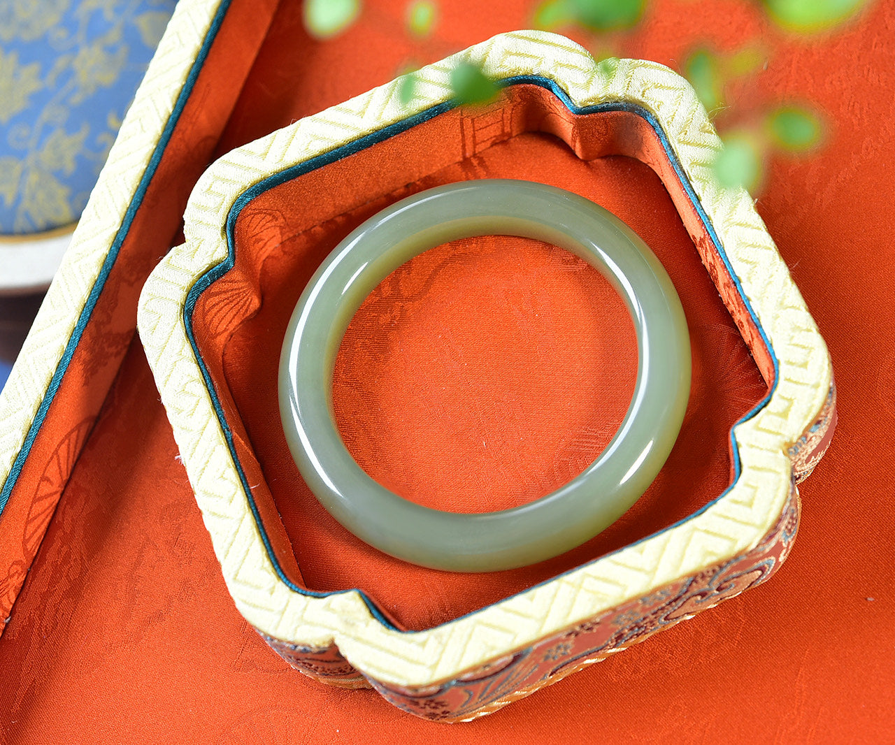 A2011 Inside Diameter 59 MM Chinese Gao Bingqing Hetian Jade Bracelet