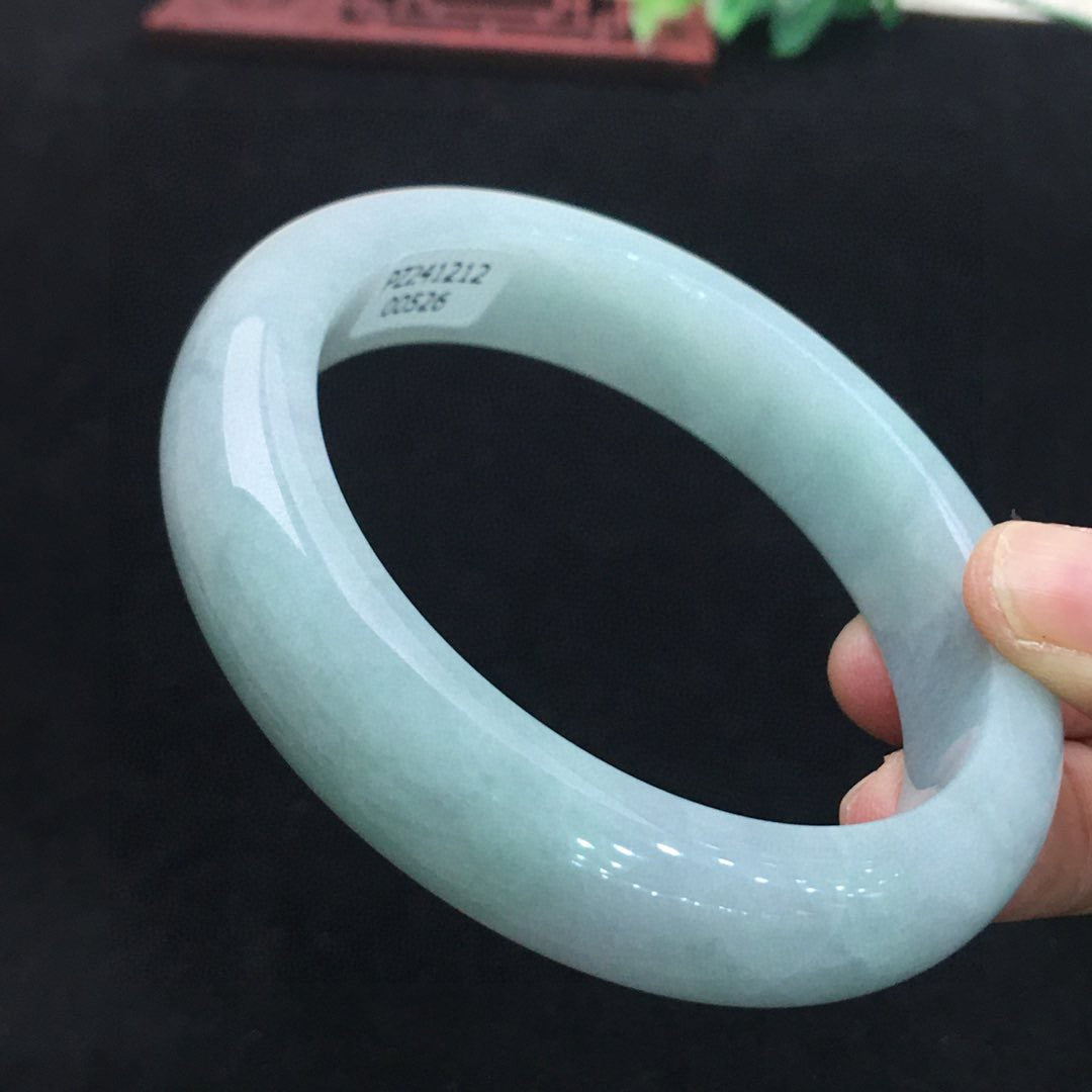A2026 Inside Diameter 58 MM Beautiful Natural Jadeite Bracelet