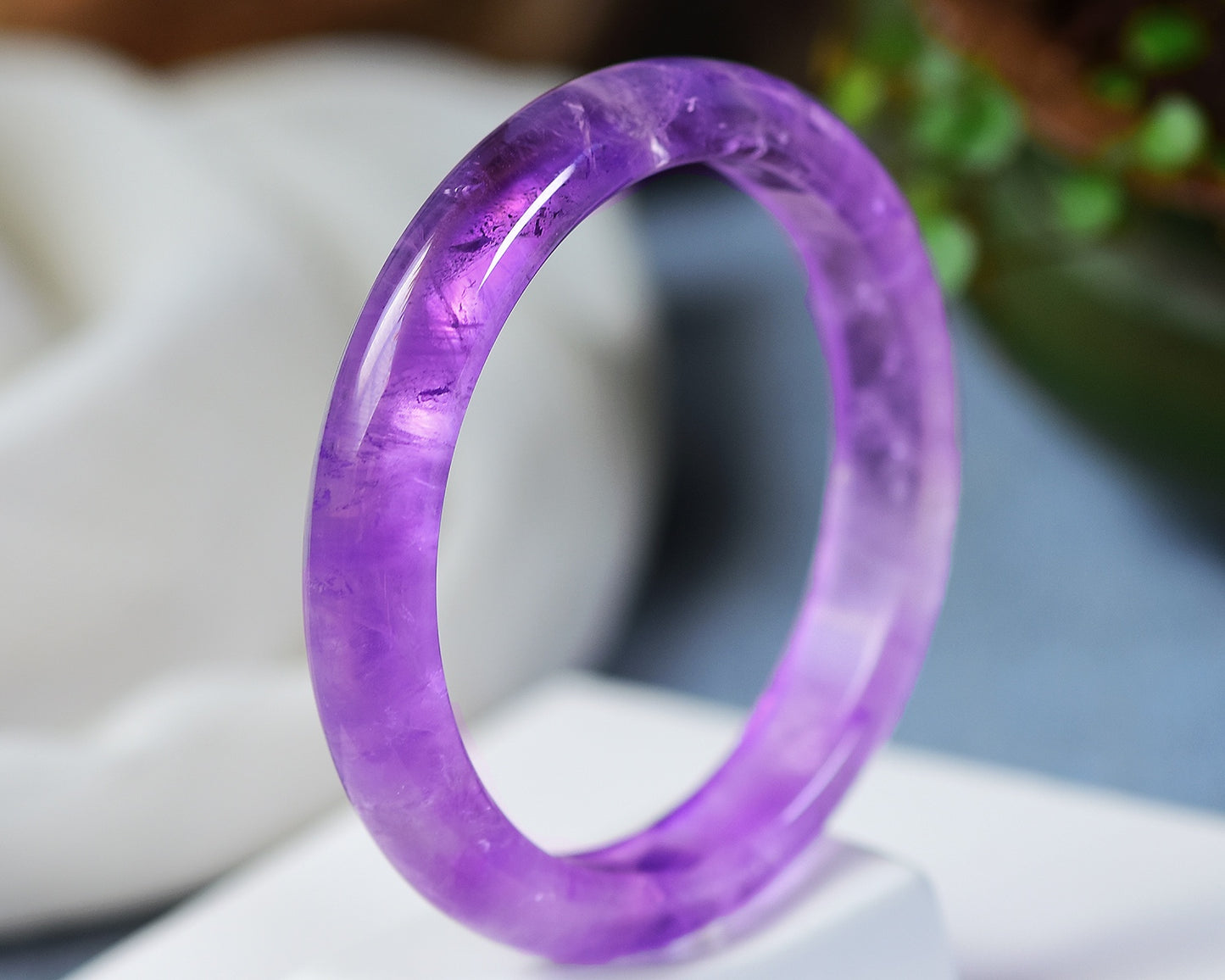 A2043 Inside Diameter 61.5 MM Exquisite Amethyst Bracelet