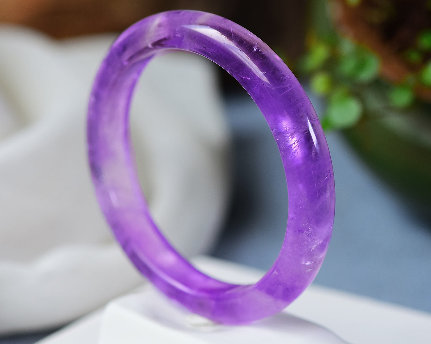 A2043 Inside Diameter 61.5 MM Exquisite Amethyst Bracelet