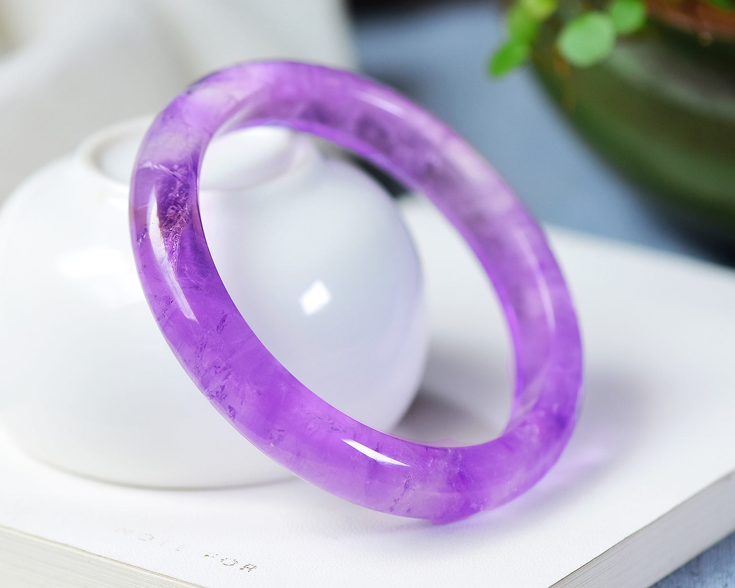 A2043 Inside Diameter 61.5 MM Exquisite Amethyst Bracelet