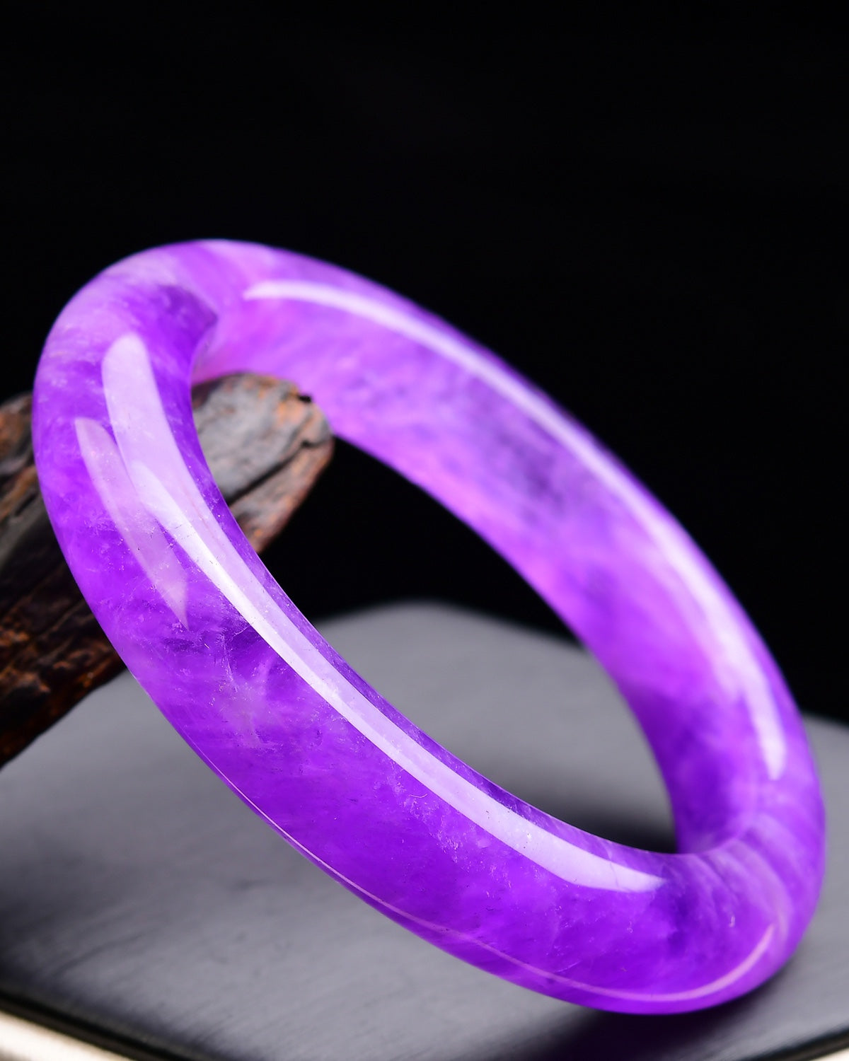 A2048 Inside Diameter 56 MM Exquisite Amethyst Bracelet