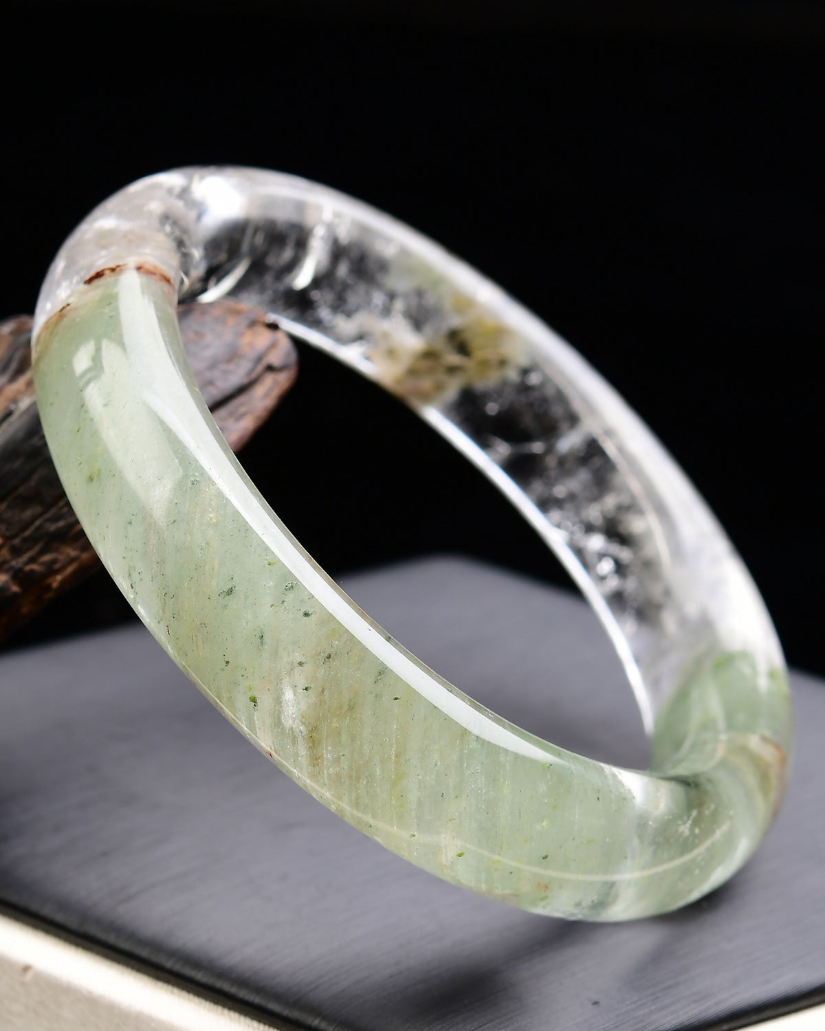 A2059 Inside Diameter 59 MM Beautiful Green Crystal Bracelet