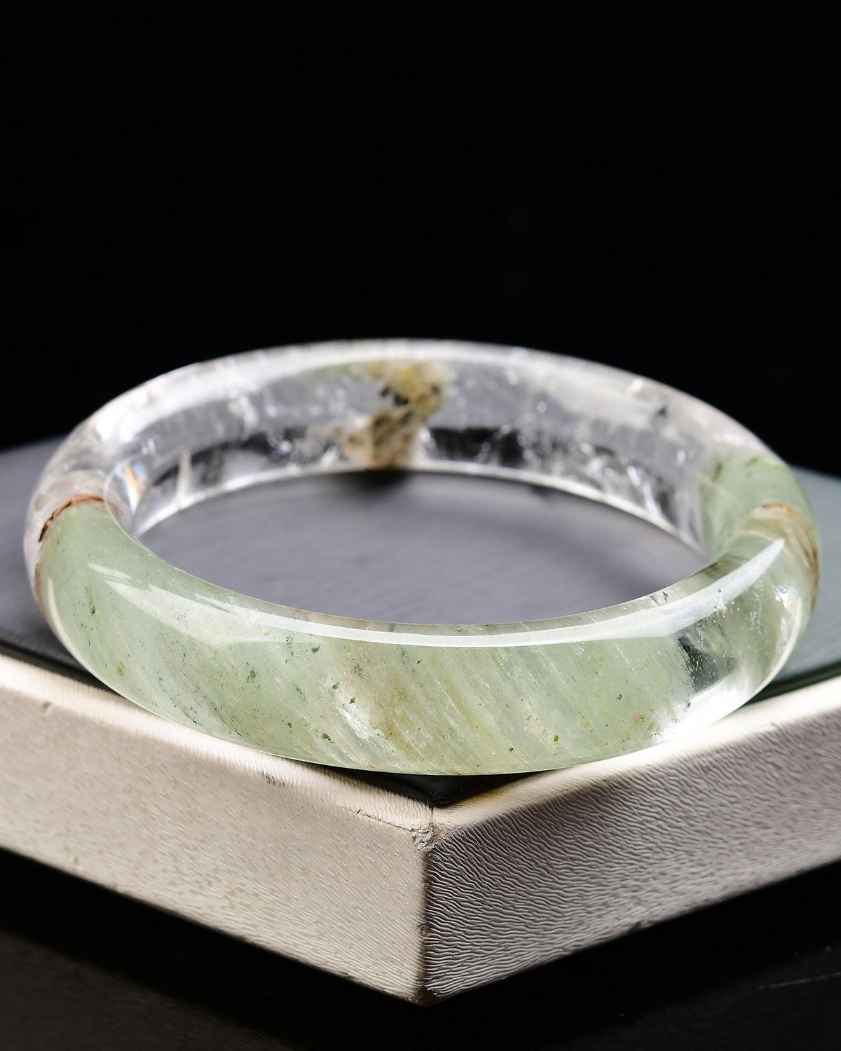 A2059 Inside Diameter 59 MM Beautiful Green Crystal Bracelet