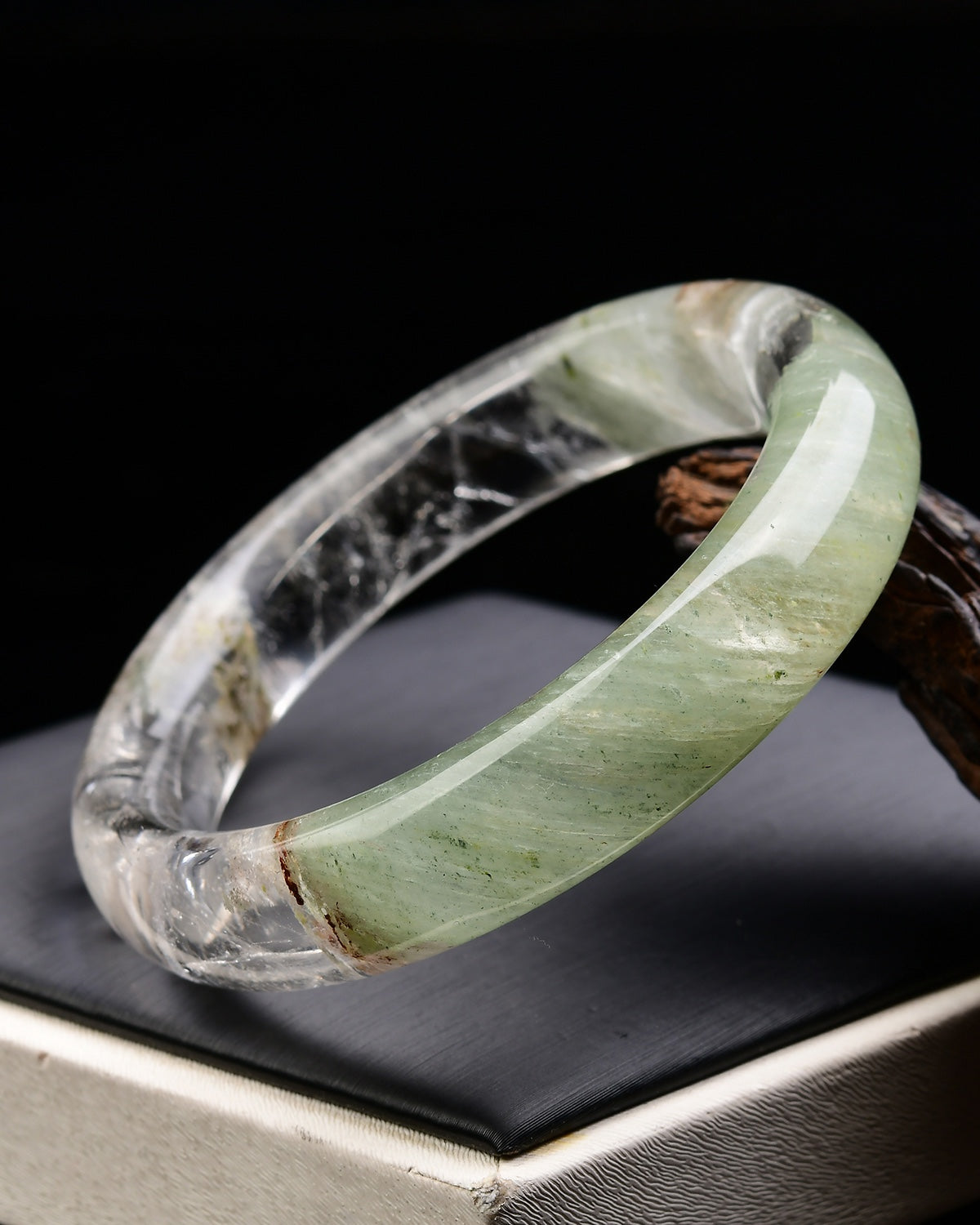 A2059 Inside Diameter 59 MM Beautiful Green Crystal Bracelet