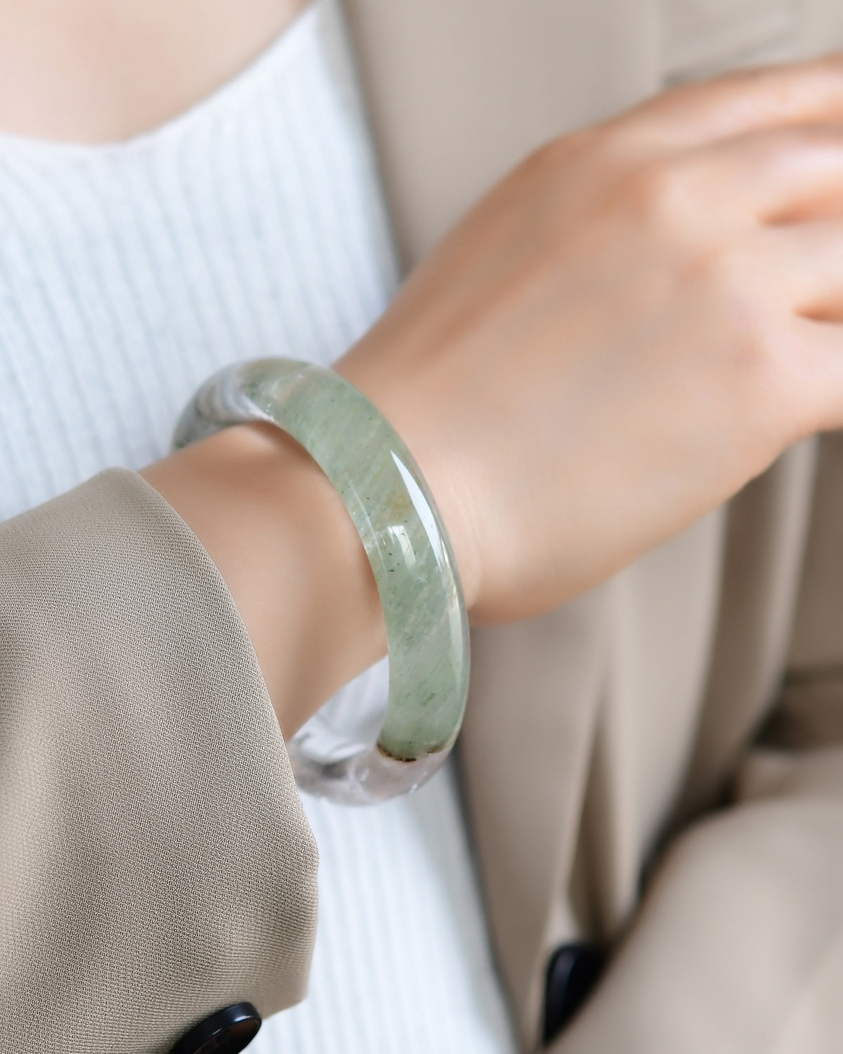 A2059 Inside Diameter 59 MM Beautiful Green Crystal Bracelet