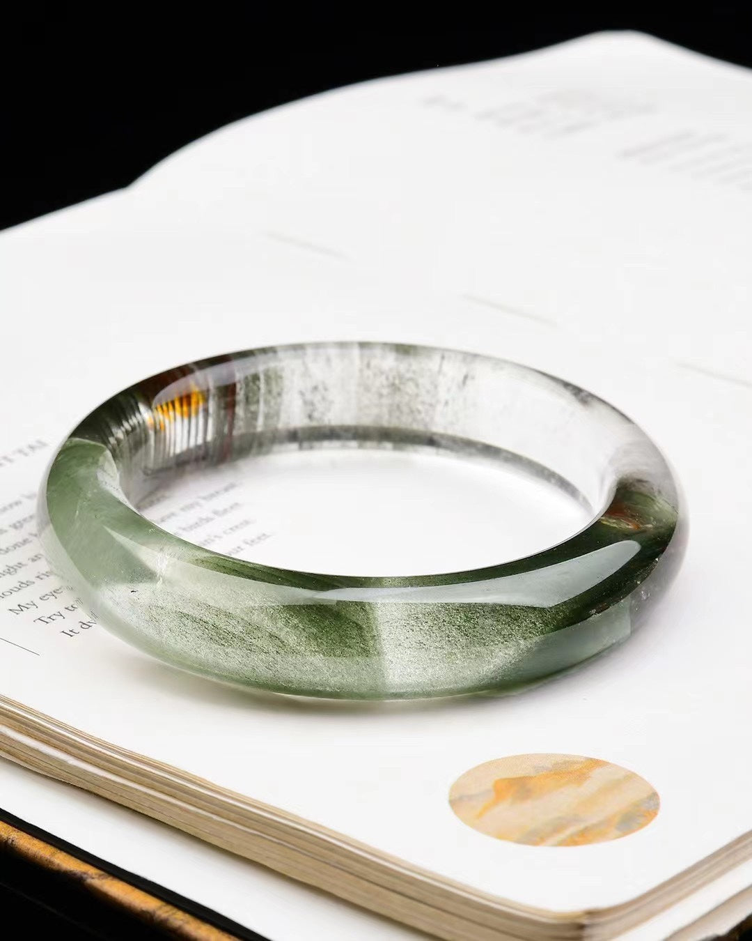 A2063 Inside Diameter 58 MM Beautiful Green Crystal Bracelet