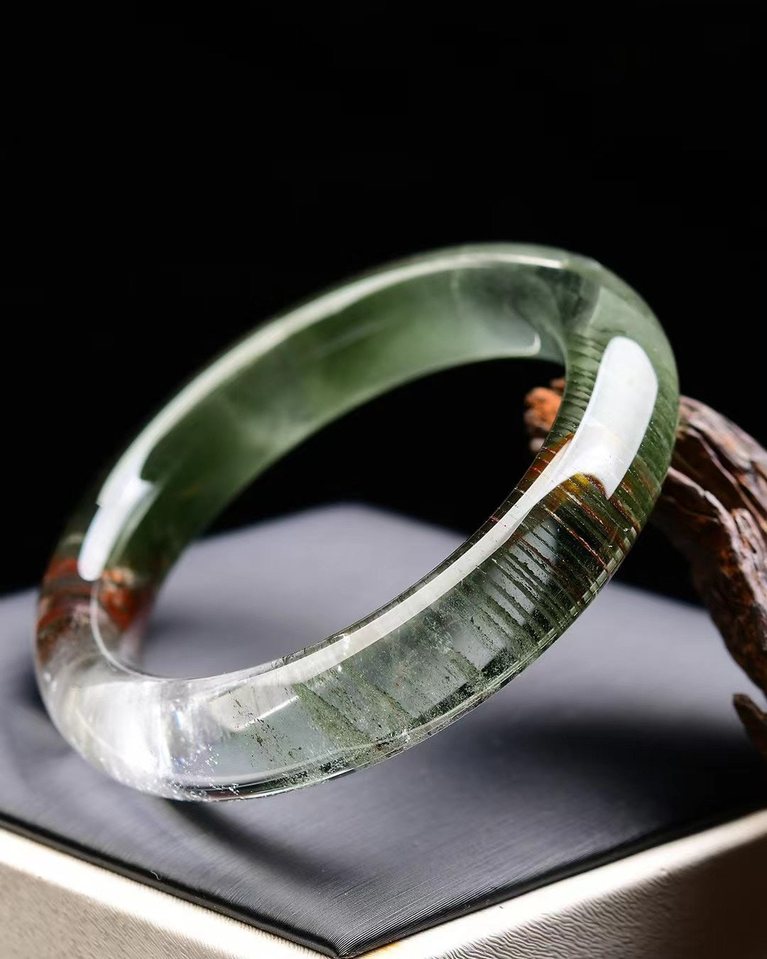 A2063 Inside Diameter 58 MM Beautiful Green Crystal Bracelet