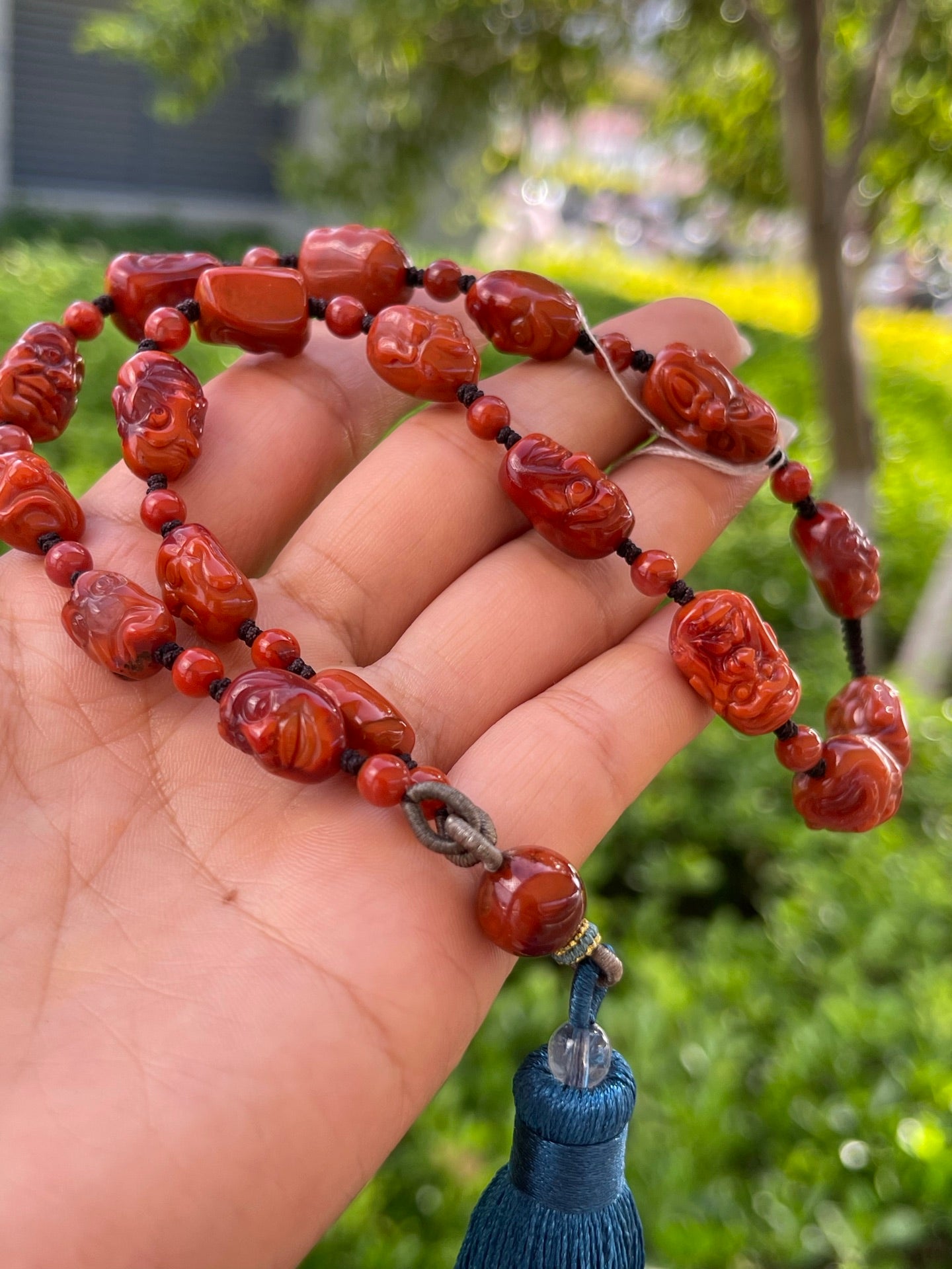 A2079 Hand Woven Chinese Nanhong Agate Carved Eighteen Arhat Beads Necklace
