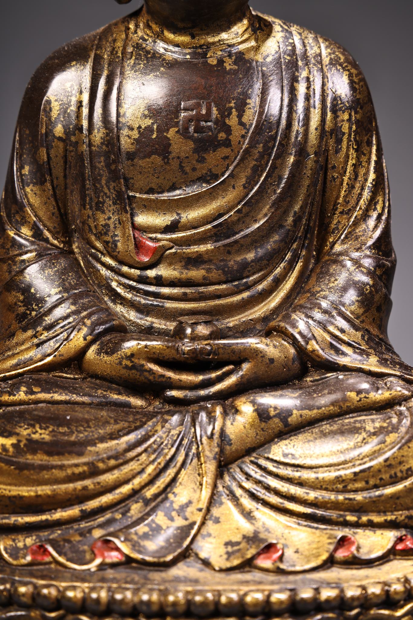 A2096 Vintage Chinese Gilt Gold Bronze Siddhartha Buddha Statue