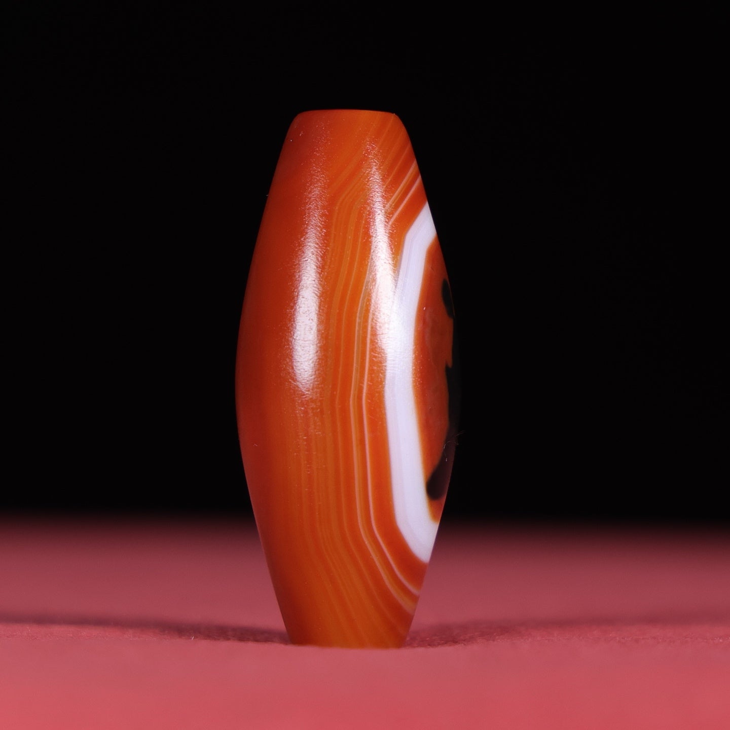 A2114 Beautiful Red Agate Lucky Pendant