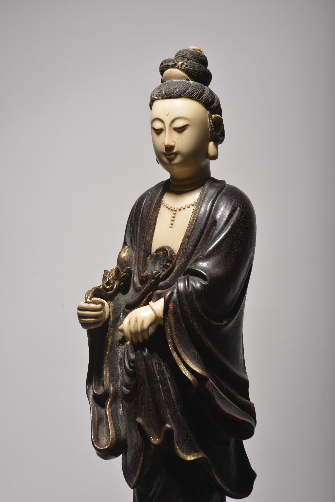 A2121 Chinese Zitan Wood Inlay Shoushan Stone Kwan-yin Statue