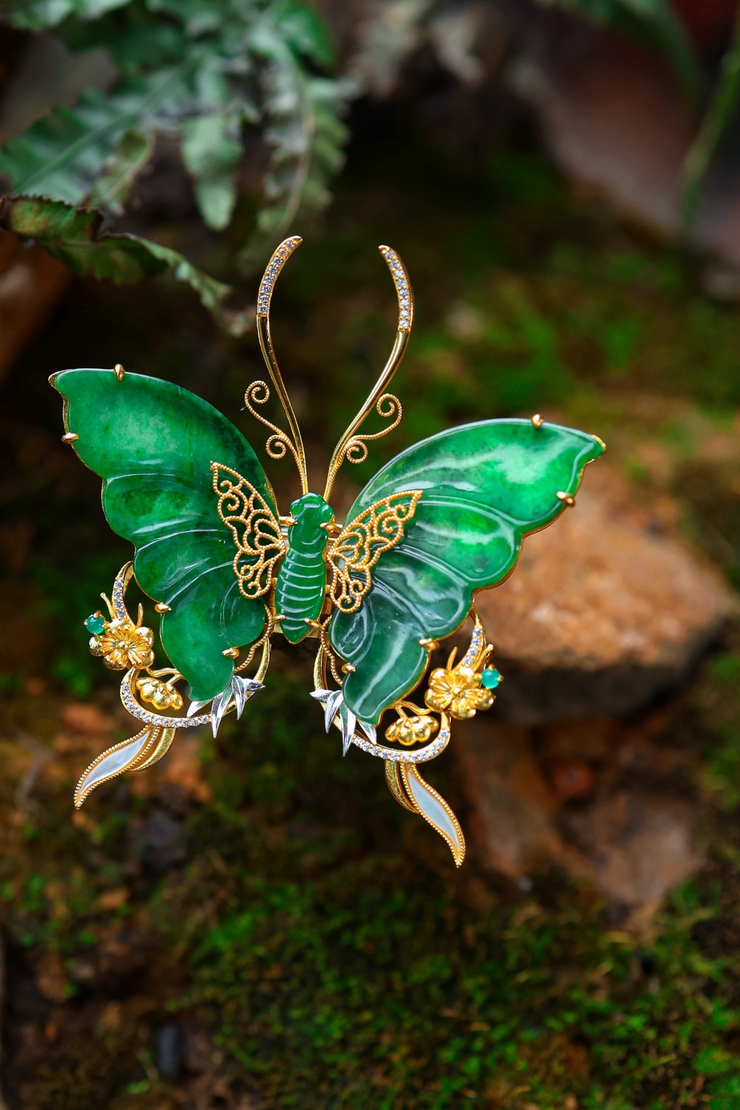 A2126 Exquisite Silver Plated Gilt Gold Inlay Jadeite Butterfly Hairpin