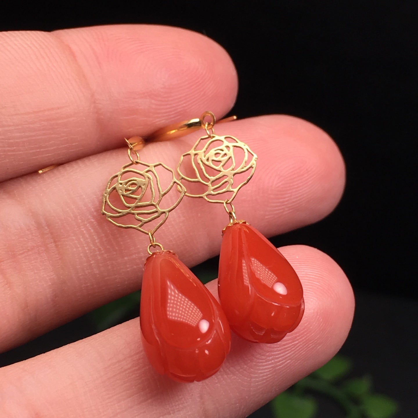 A2139 A Pair Beautiful Nanhong Agate Earring