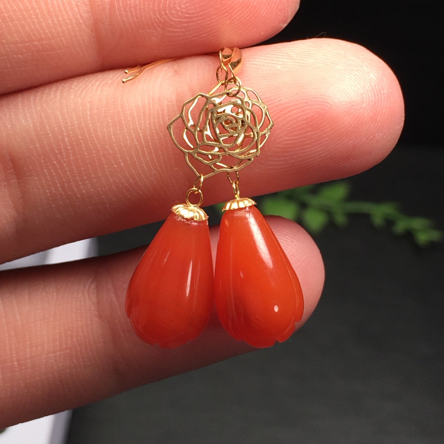 A2139 A Pair Beautiful Nanhong Agate Earring