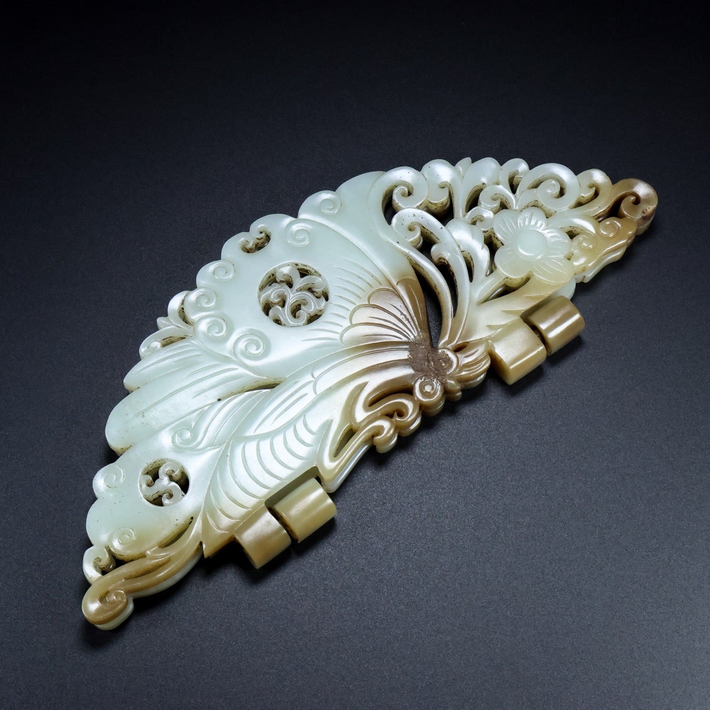 A2158 Superb Chinese Hetian Jade Butterfly Jade Bi